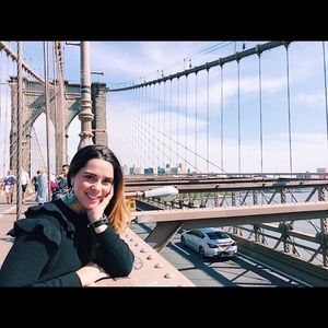 Meet your Posher, Valeria